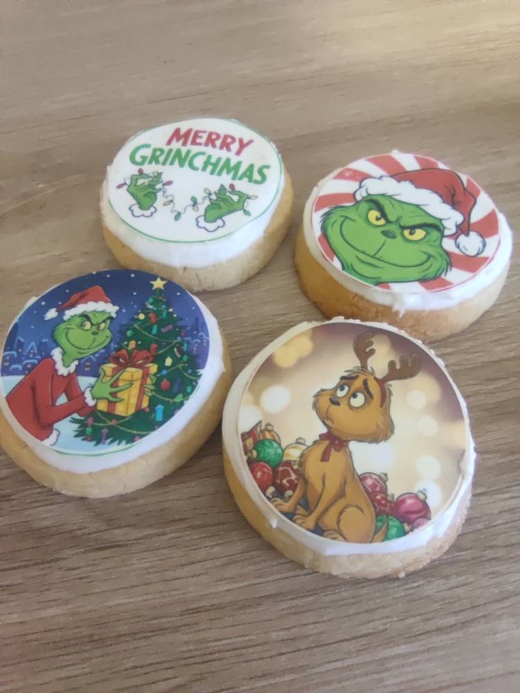 galletas navideñas con el grinch de la navidad en papel comestible